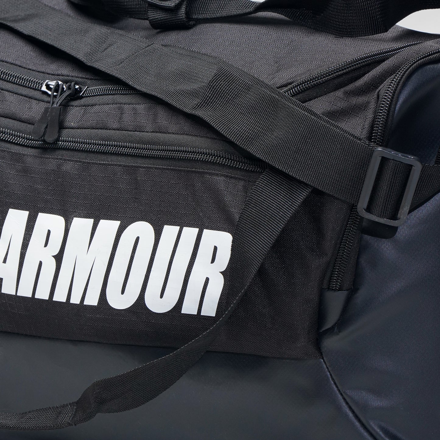 Armour Gym Bag (Black/Grey)