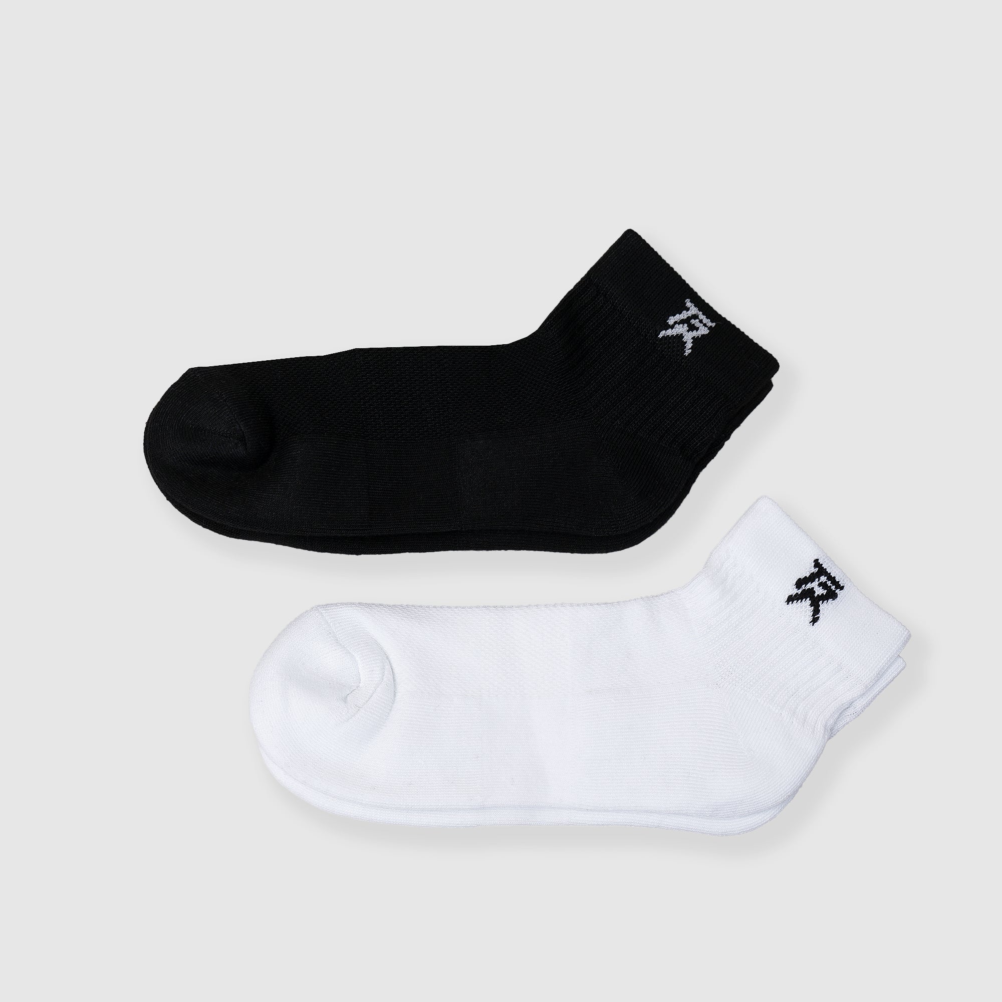 Sneakers Socks 2Pcs (Black + White)